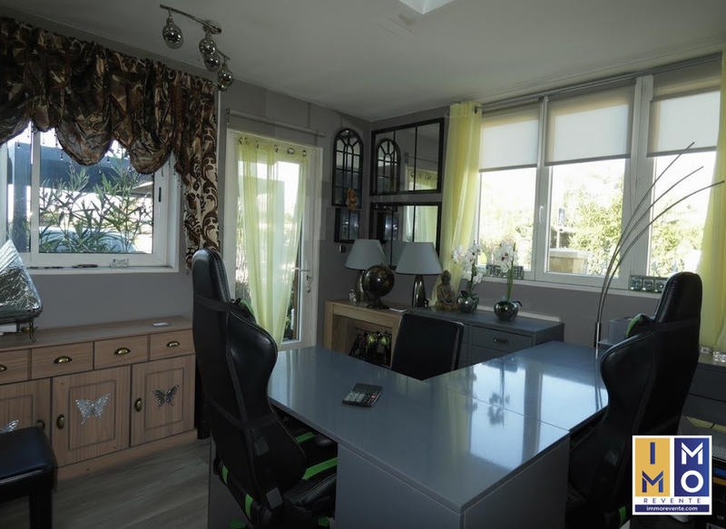 Maison - 177 m² - 7 pièces