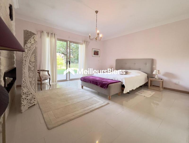 Villa - 475 m² - 10 pièces