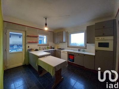 Maison - 158 m² - 8 pièces