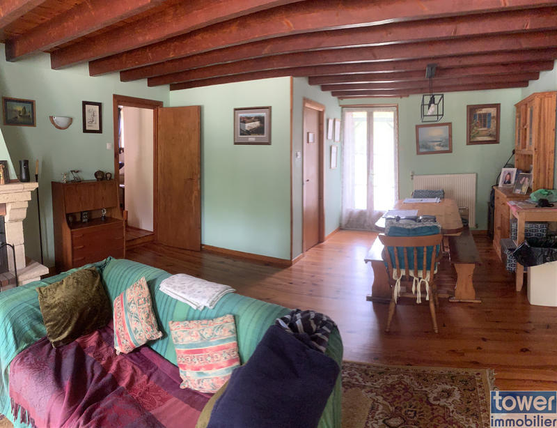 Maison - 350 m² - 11 pièces