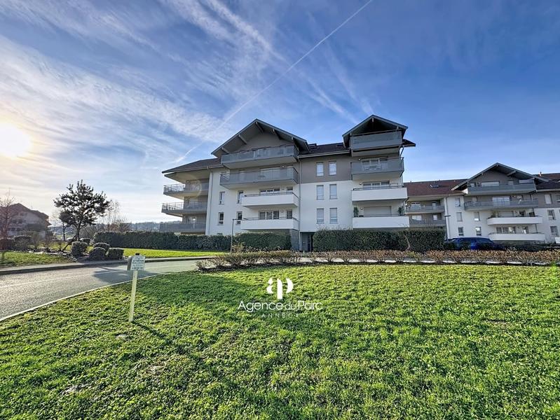 Appartement - 92 m² - 4 pièces