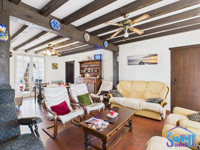 Maison traditionnelle - 103 m² - 4 pièces