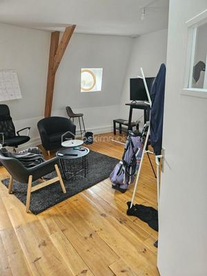 Bureau - 88 m² - 4 pièces