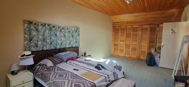 Maison - 216 m² - 6 pièces