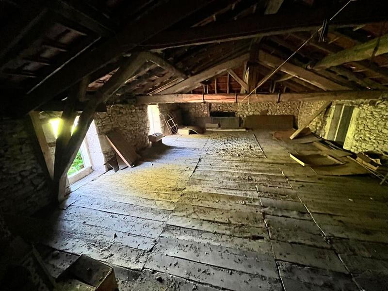 Maison de village - 110 m² - 8 pièces