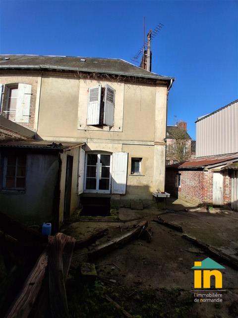 Maison de ville - 55 m² - 6 pièces