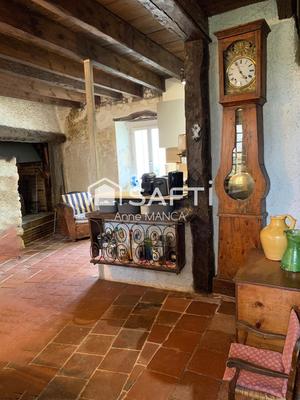 Maison - 110 m² - 6 pièces