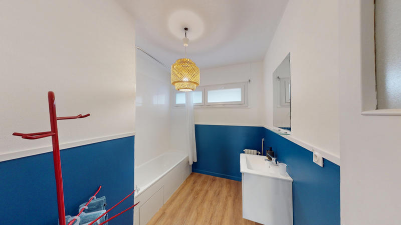 Appartement - 92 m² - 4 pièces