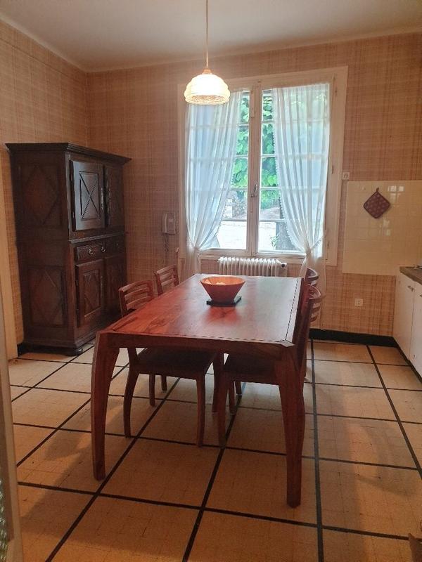 Maison traditionnelle - 140 m² - 5 pièces