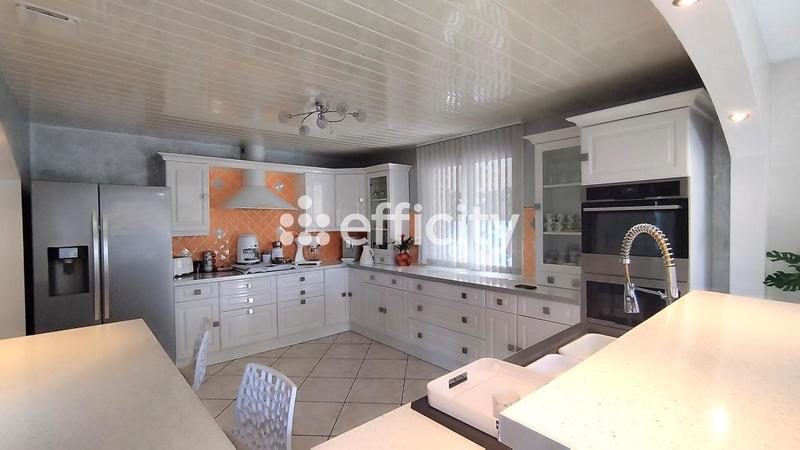 Pavillon - 128 m² - 5 pièces