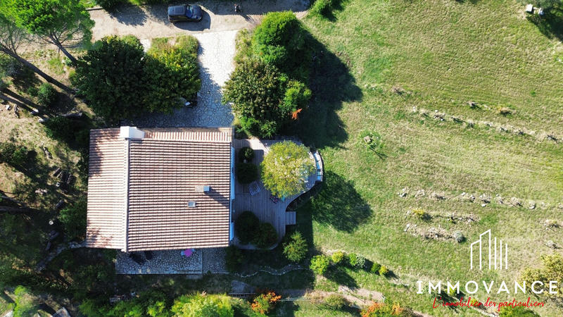 Villa - 204 m² - 5 pièces