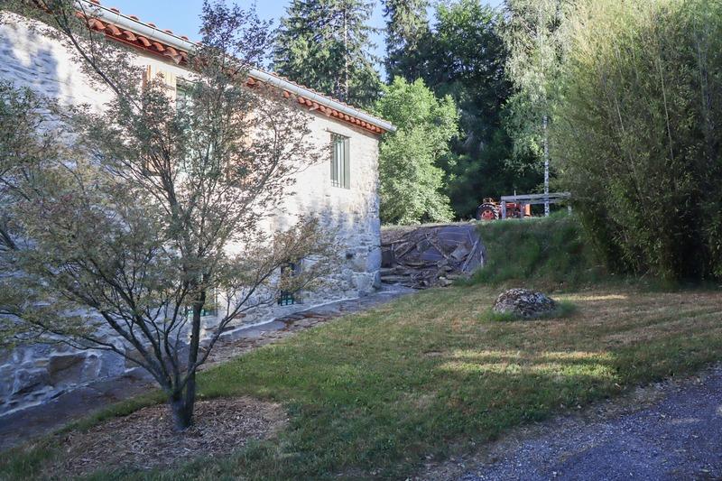 Corps de ferme - 199 m² - 6 pièces