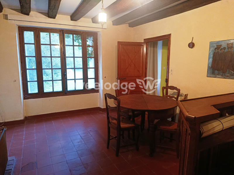 Maison - 239 m² - 10 pièces