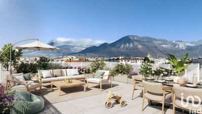 Appartement - 112 m² - 5 pièces