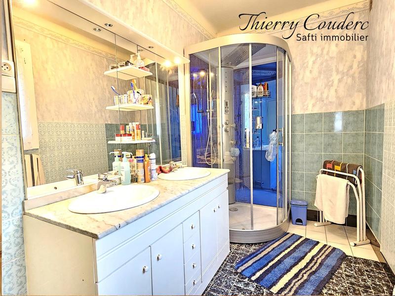 Maison - 124 m² - 5 pièces