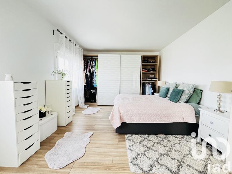 Maison - 137 m² - 4 pièces