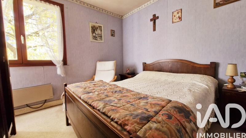 Maison - 159 m² - 9 pièces