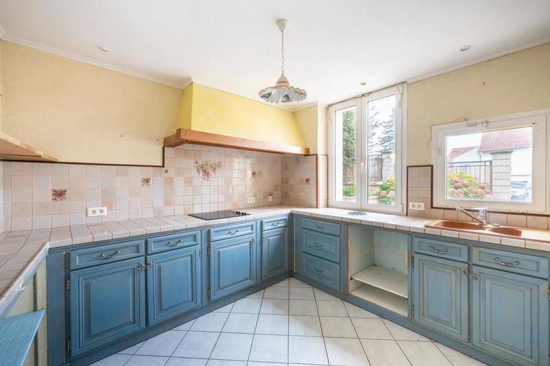 Maison - 206 m² - 8 pièces