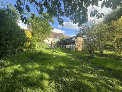 Maison - 83 m² - 4 pièces