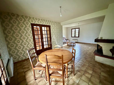 Maison - 80 m² - 4 pièces