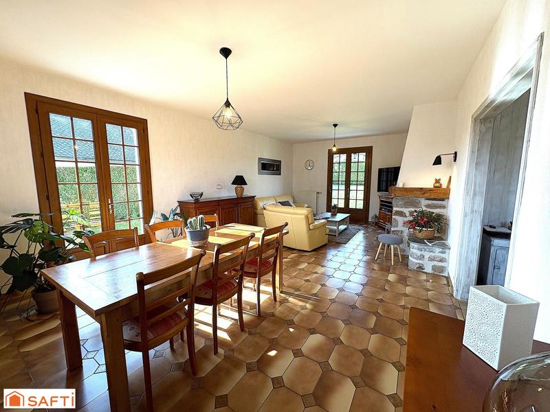 Maison - 122 m² - 4 pièces