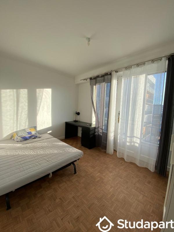 Chambre - 10 m² - 1 pièce