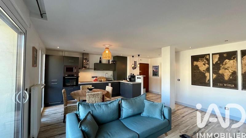 Appartement - 65 m² - 3 pièces