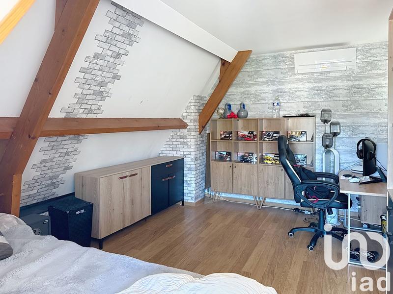Maison - 251 m² - 8 pièces