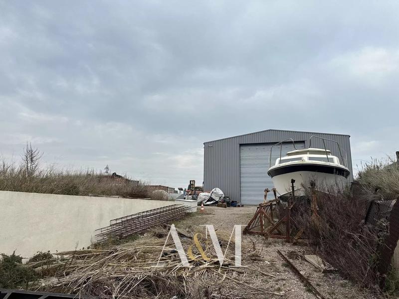 Entrepôt - 520 m² - 4 pièces