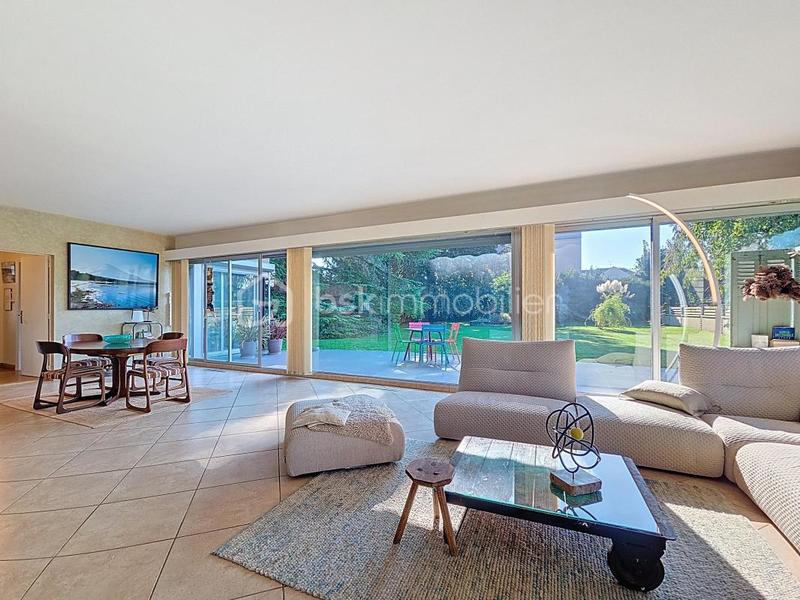 Maison d'architecte - 175 m² - 6 pièces