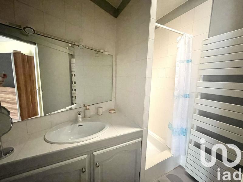 Maison - 213 m² - 8 pièces