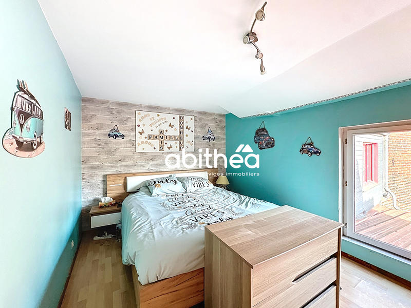 Maison - 264 m² - 9 pièces