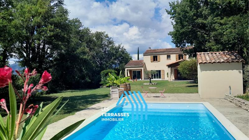 Villa - 157 m² - 7 pièces