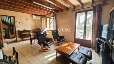 Maison - 106 m² - 5 pièces