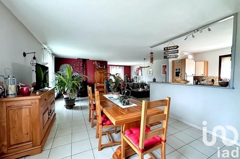 Maison - 177 m² - 6 pièces
