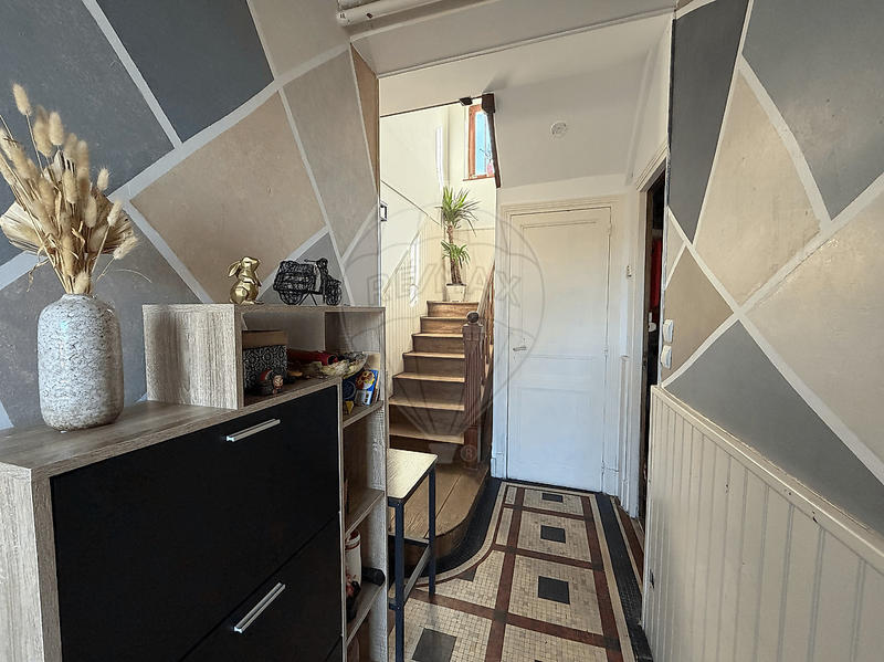 Maison - 121 m² - 7 pièces