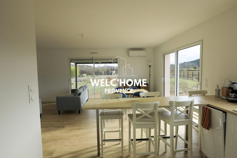 Villa - 100 m² - 5 pièces