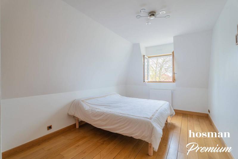 Maison - 178 m² - 7 pièces