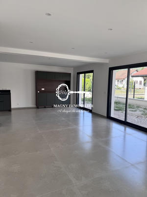 Maison - 125 m² - 4 pièces