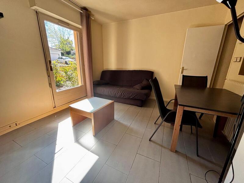 Studio - 19 m² - 1 pièce