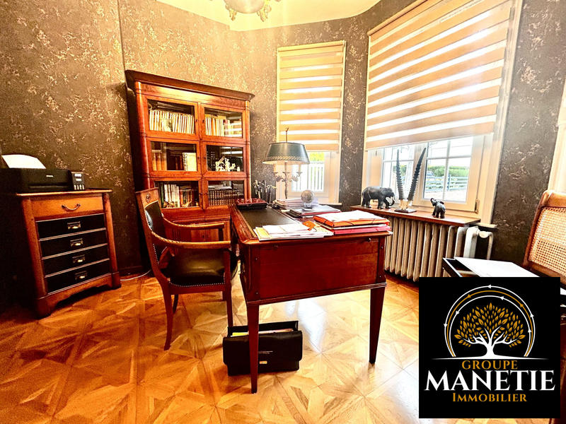 Maison traditionnelle - 135 m² - 7 pièces