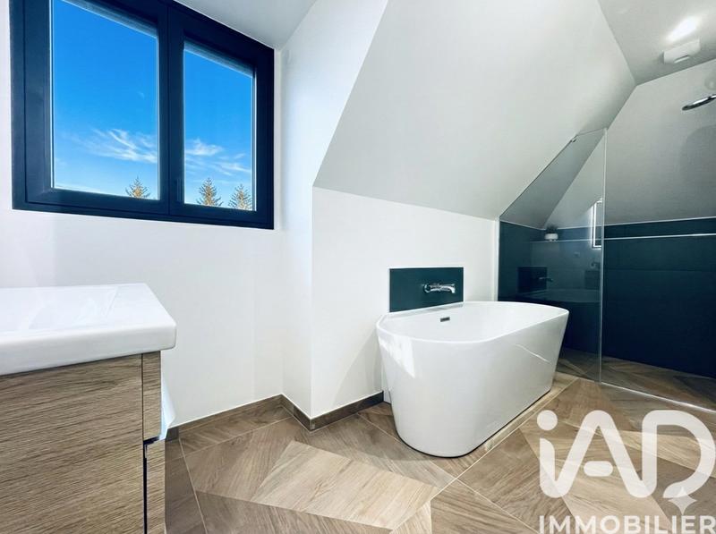 Maison - 160 m² - 7 pièces