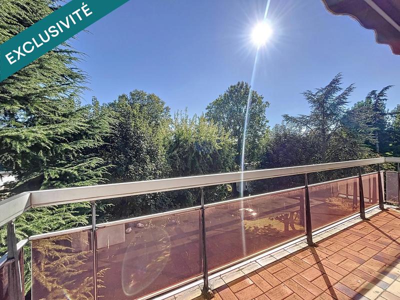 Appartement - 99 m² - 5 pièces