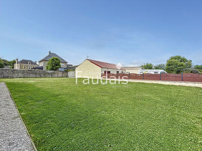 Maison - 95 m² - 5 pièces