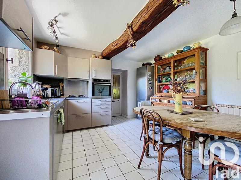 Maison - 191 m² - 7 pièces