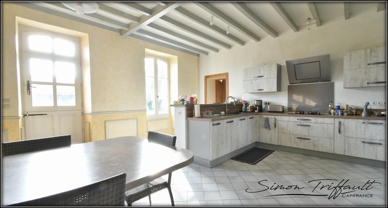 Maison bourgeoise - 255 m² - 8 pièces