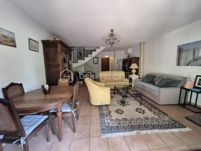 Maison - 87 m² - 5 pièces