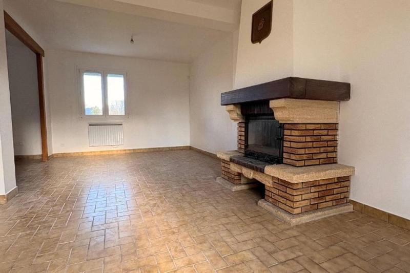 Maison - 113 m² - 9 pièces