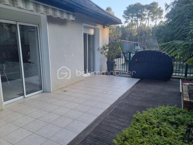 Pavillon - 120 m² - 6 pièces