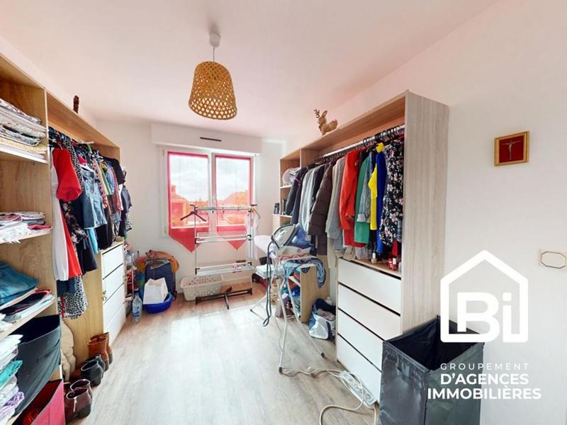 Maison - 97 m² - 5 pièces